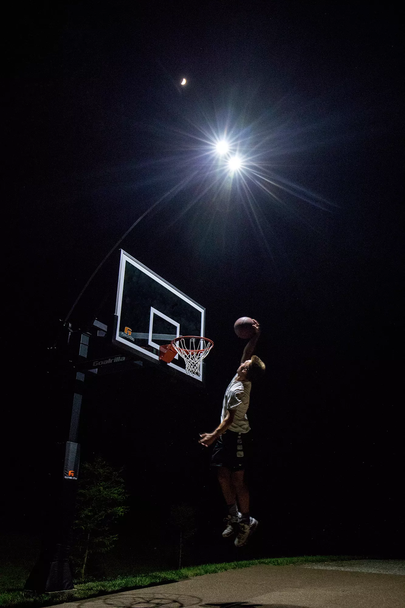 Goalrilla LED Basketball Hoop Light 4 Goalrilla LED Basketball Hoop Light - Image 4
