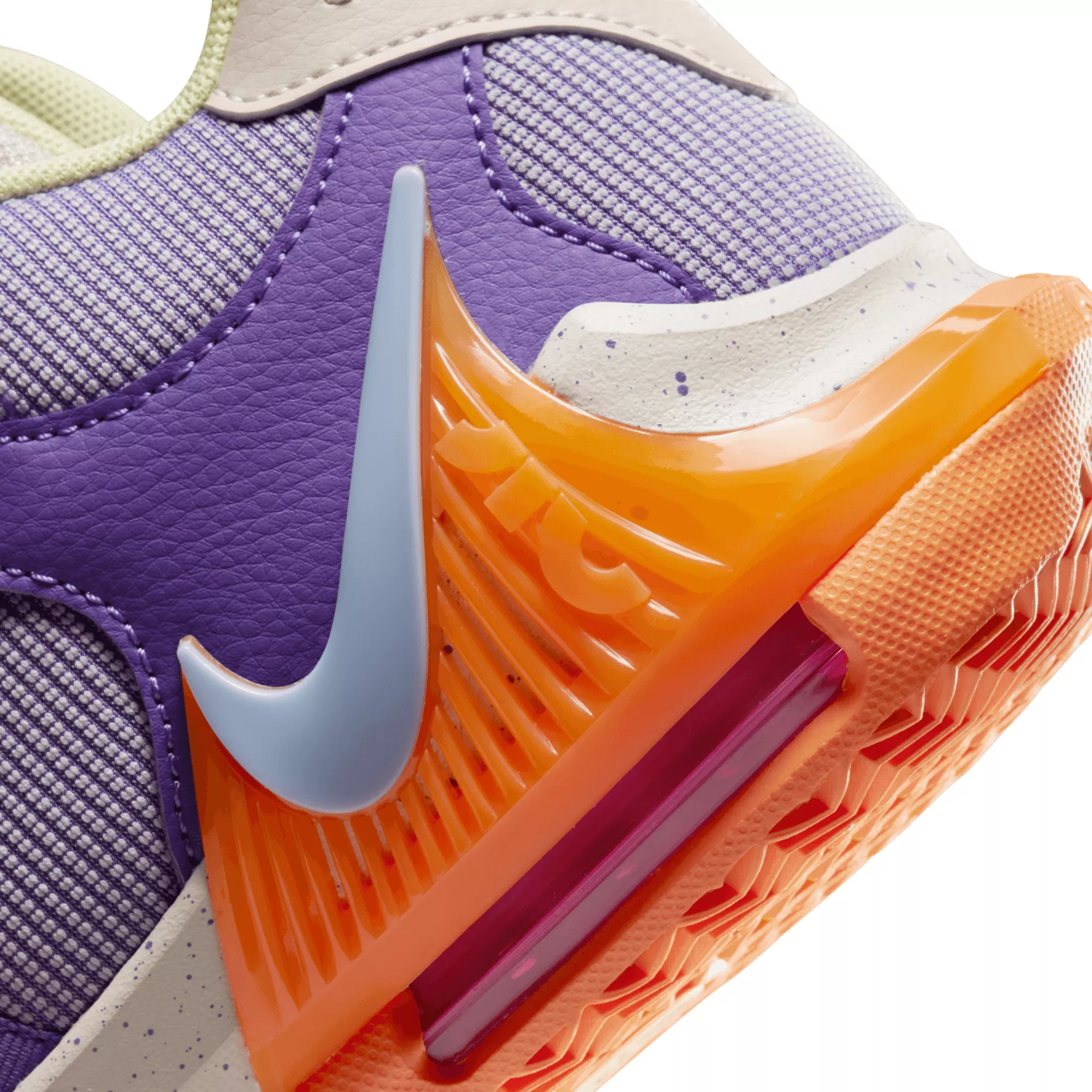 Nike Kids' Grade School Lebron Witness 7 Basketball Shoes 8 Nike Kids' Grade School Lebron Witness 7 Basketball Shoes - Image 8