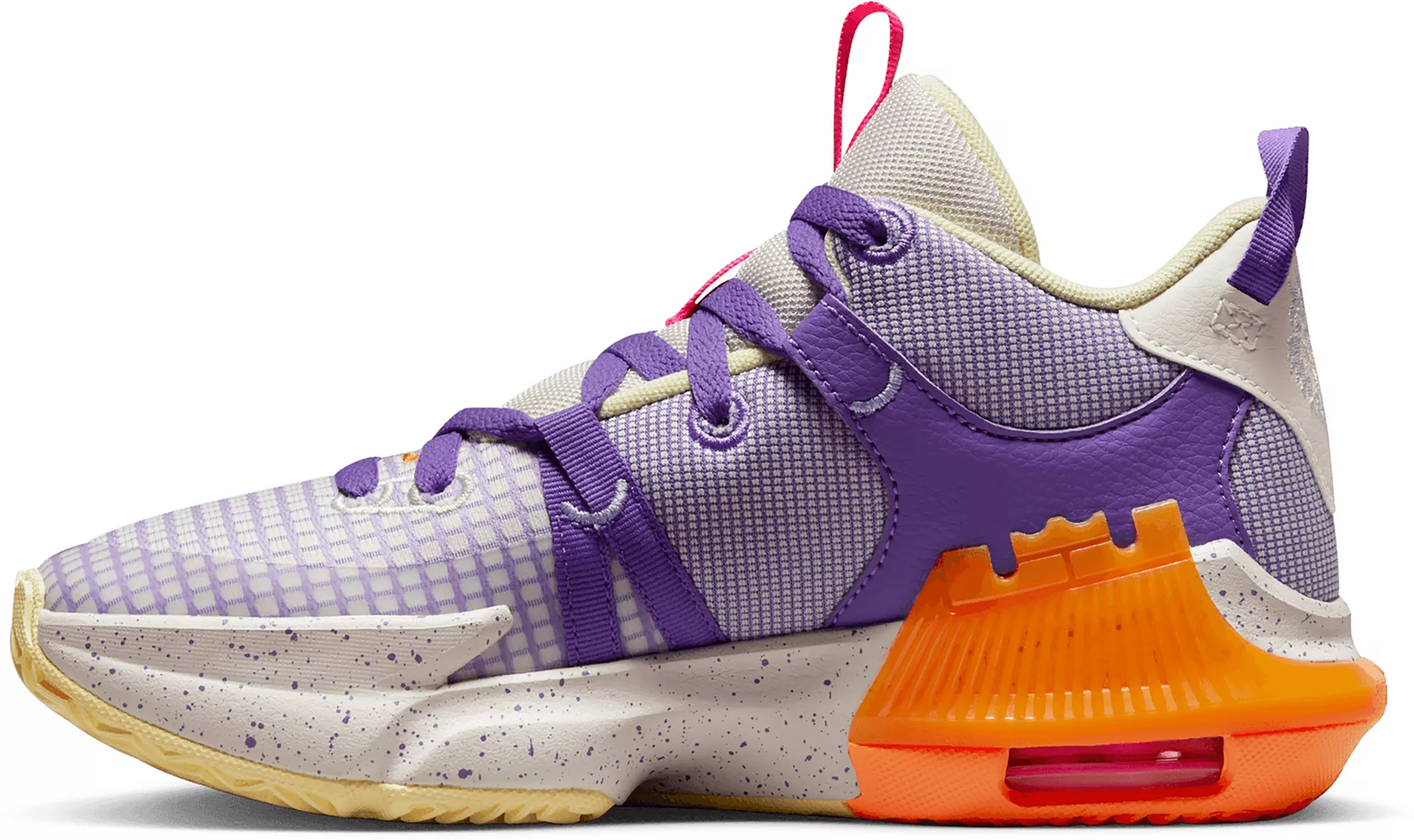 Nike Kids' Grade School Lebron Witness 7 Basketball Shoes 3 Nike Kids' Grade School Lebron Witness 7 Basketball Shoes - Image 3