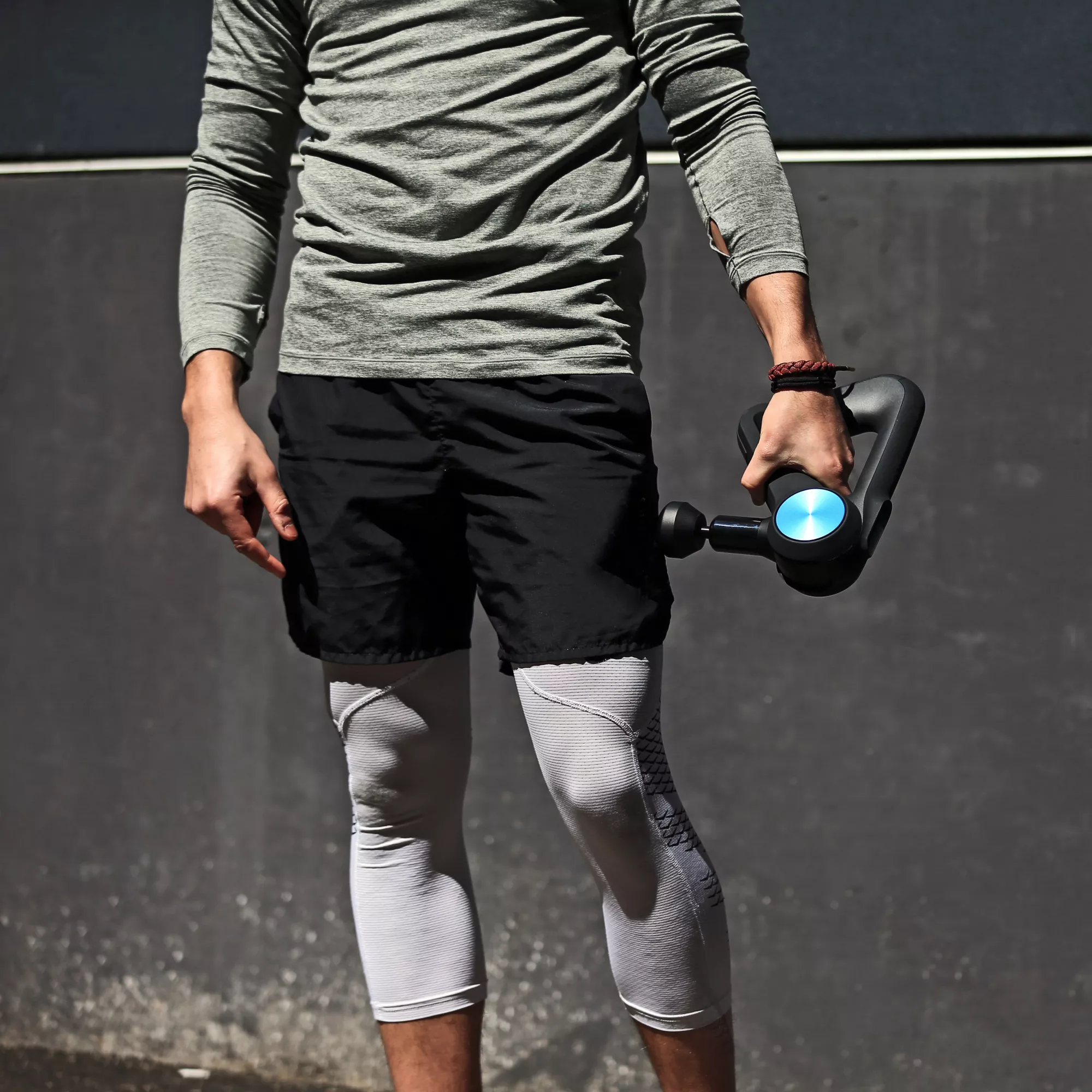 Therabody - Theragun PRO Smart Percussive Therapy Device 10 Therabody - Theragun PRO Smart Percussive Therapy Device - Image 10